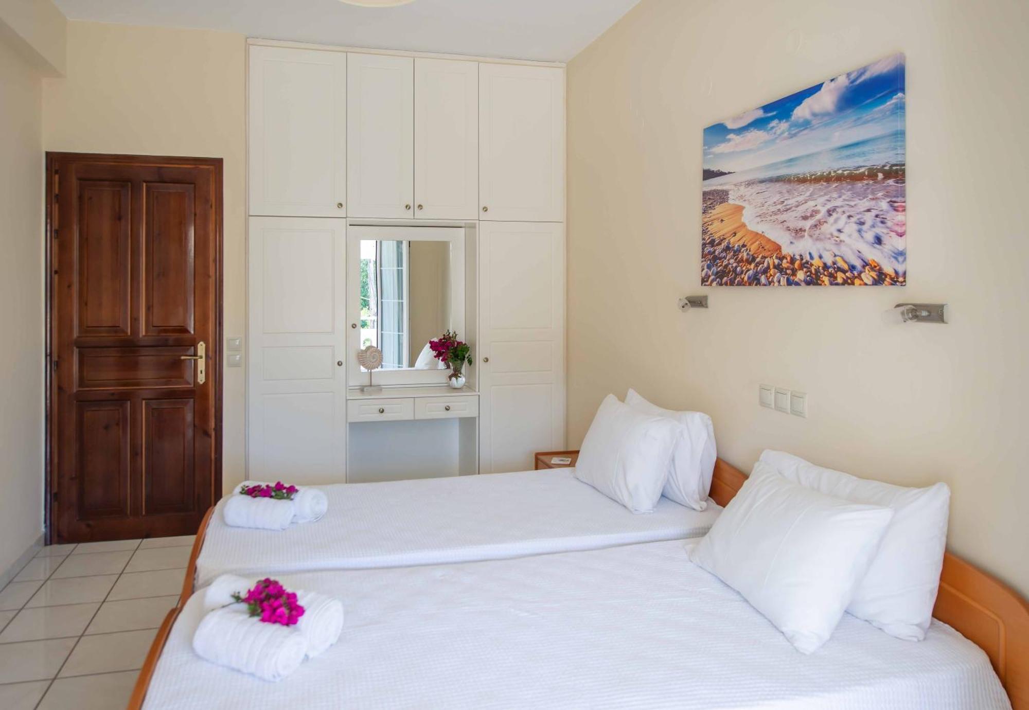 Lea Family Resort Kassiopi Extérieur photo